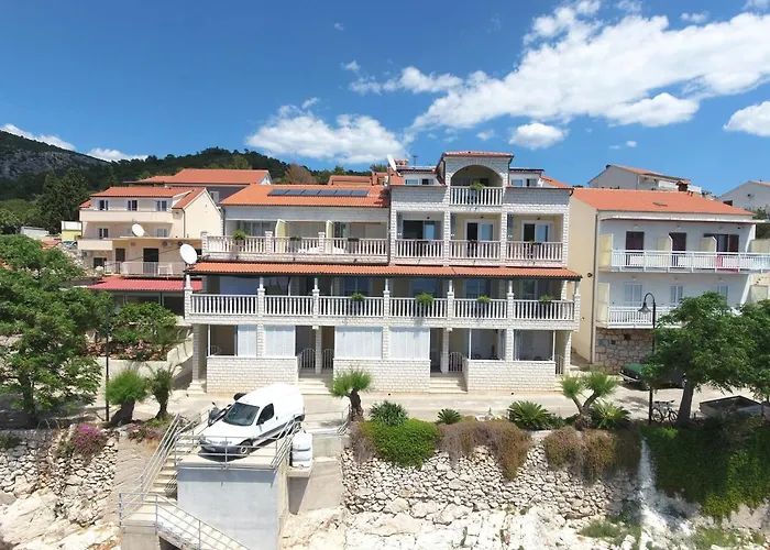 Luxury Bellavista Amazing Sea Holidays With Private Beach & Parking